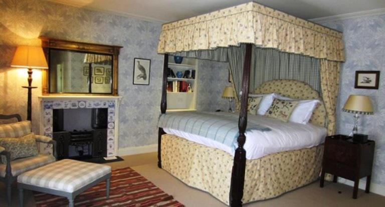 The Loch Lomond Arms Hotel ลุสส์ ภายนอก รูปภาพ