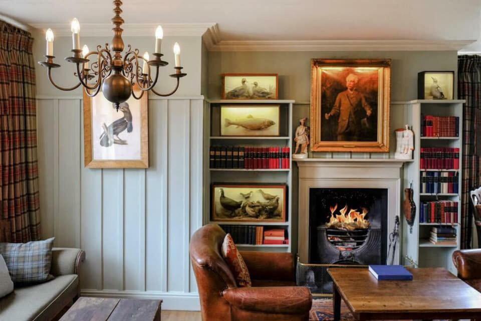 The Loch Lomond Arms Hotel ลุสส์ ภายนอก รูปภาพ